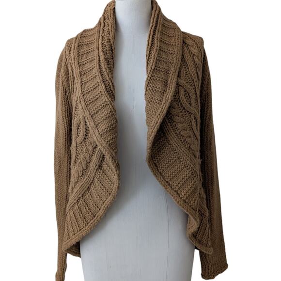Carmen Carmen Marc Valvo wool blend cable knit shawl cardigan - Picture 1 of 9